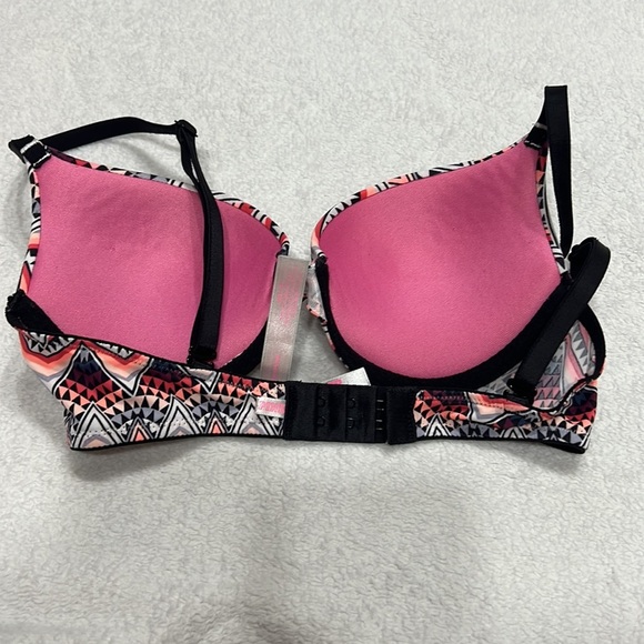 Pink Push-Up Bra - Picture 2 of 5